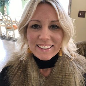 Meet your Posher, Michele